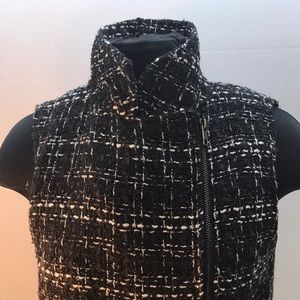 Ann Taylor Loft Black & White Vest Size Small